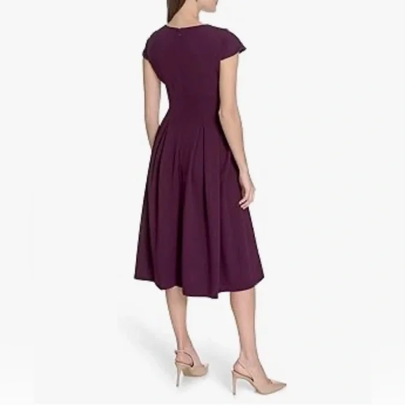 NWT Calvin Klein Womens Cap Sleeve Square Neck Fit & Flare Midi Crepe Dress - Picture 2 of 13